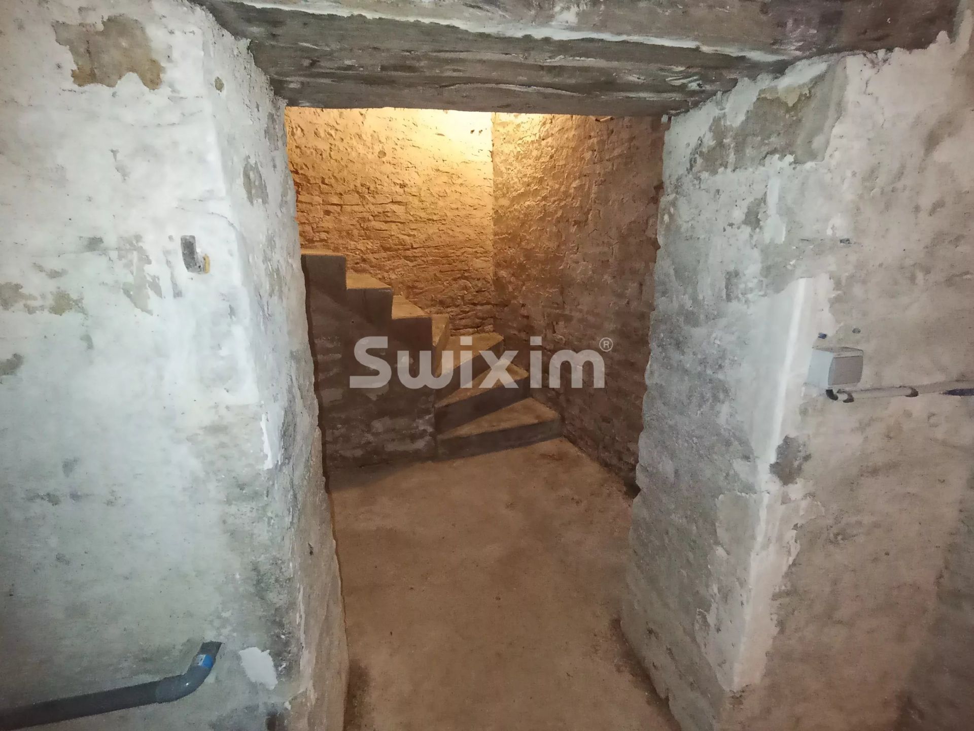 house for sale on Aisy-sur-Armançon (89390)