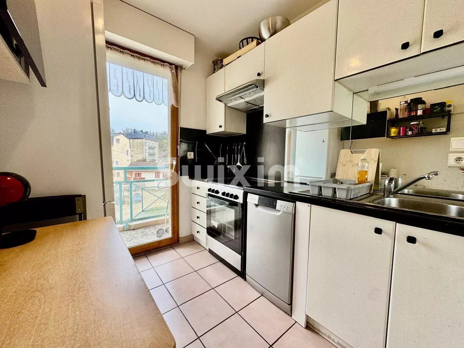 apartment 2 Rooms for sale on Gex (01170)