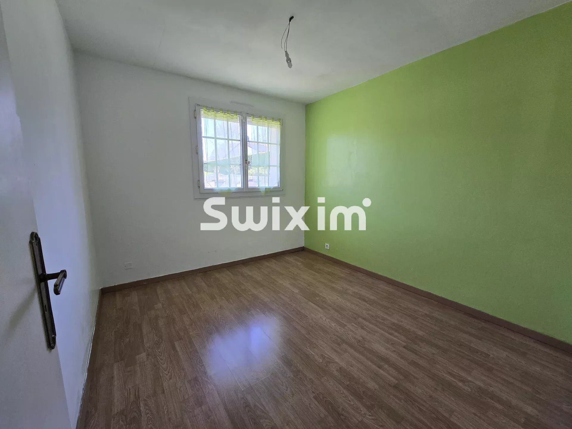 casa 5 Camere in vendita su Lons-le-Saunier (39000)