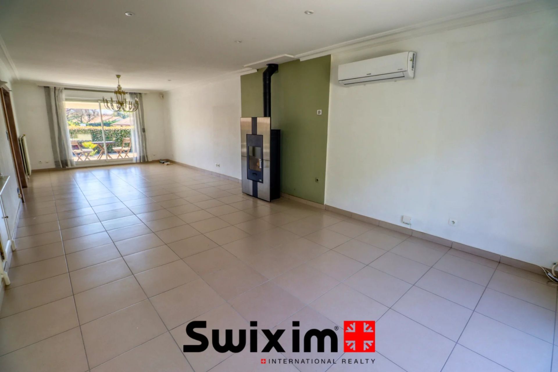 house 6 Rooms for sale on Le Haillan (33185)