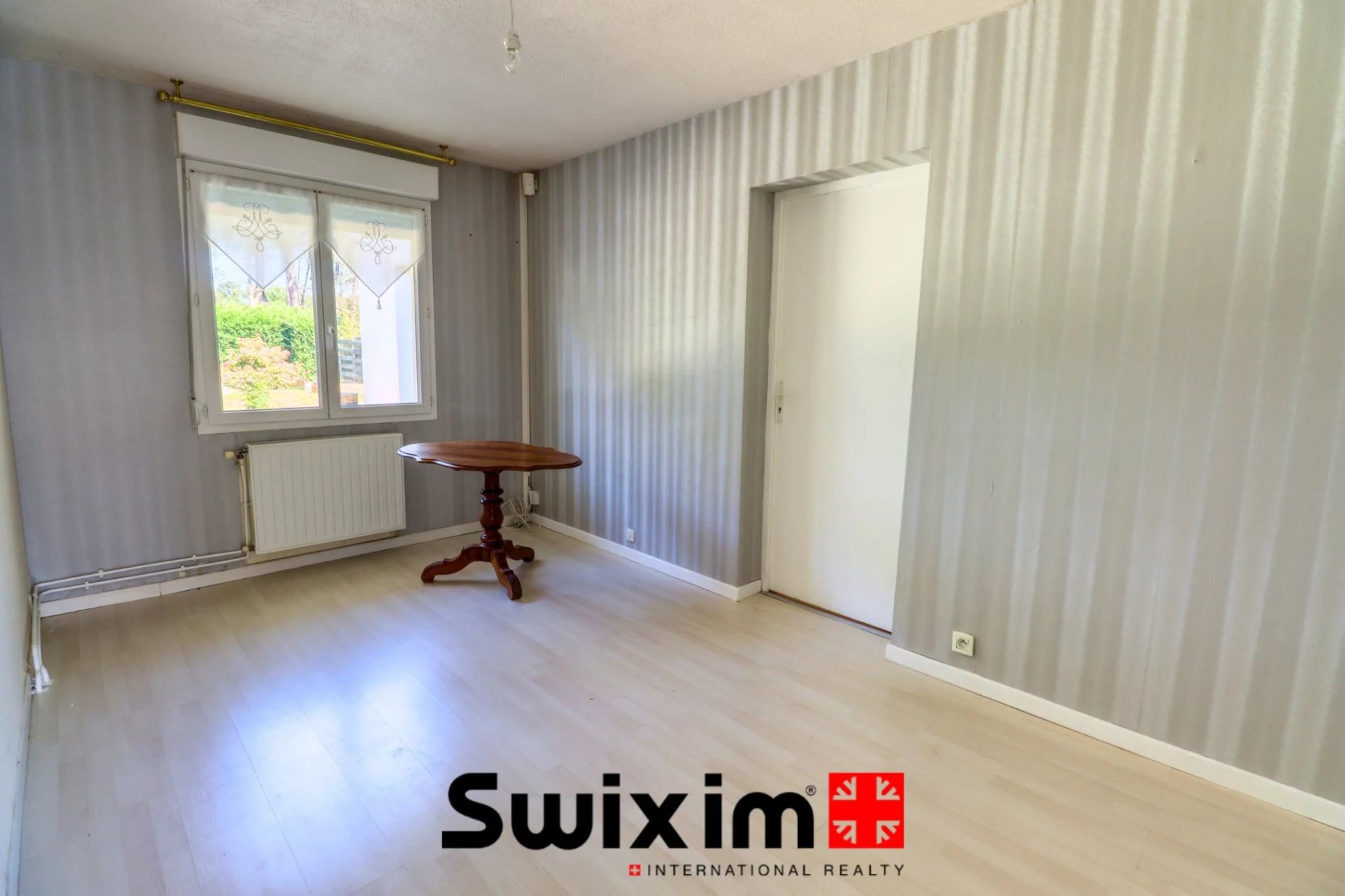house 6 Rooms for sale on Le Haillan (33185)