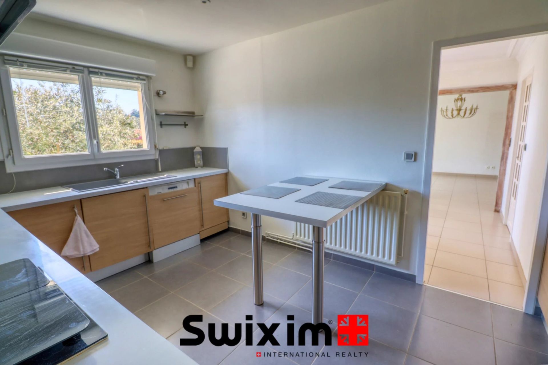 house 6 Rooms for sale on Le Haillan (33185)