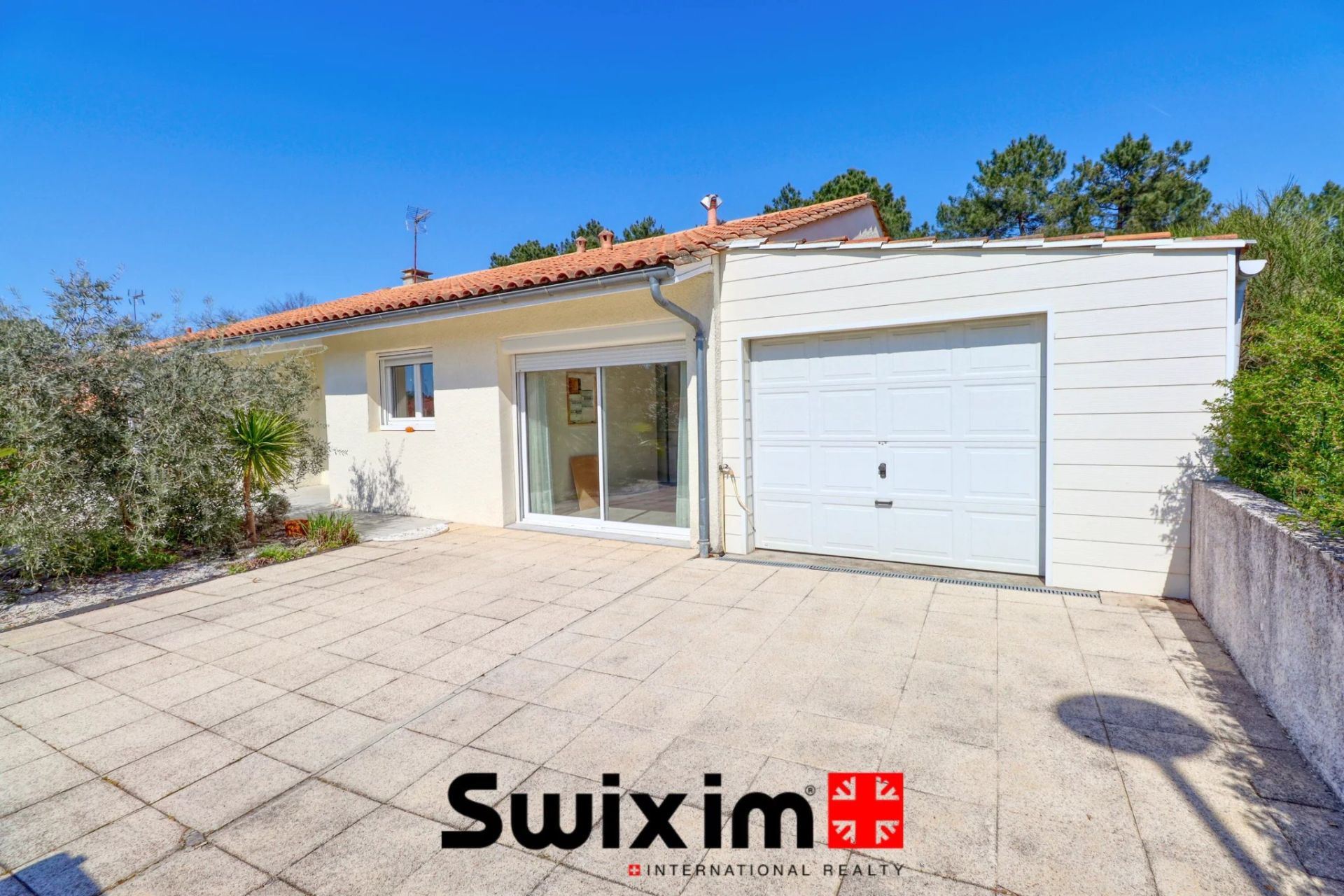 house 6 Rooms for sale on Le Haillan (33185)