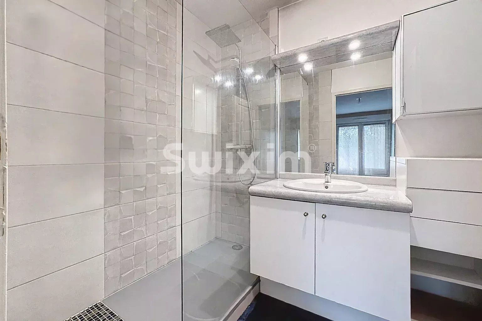apartamento 4 Salas en venta en Sergy (01630)