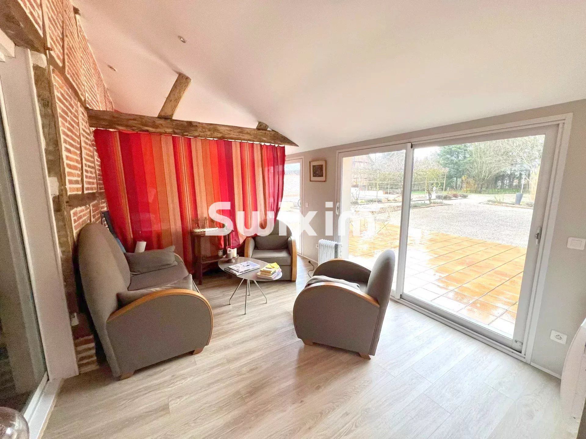 casa 10 Salas en venta en Saint-Germain-du-Bois (71330)