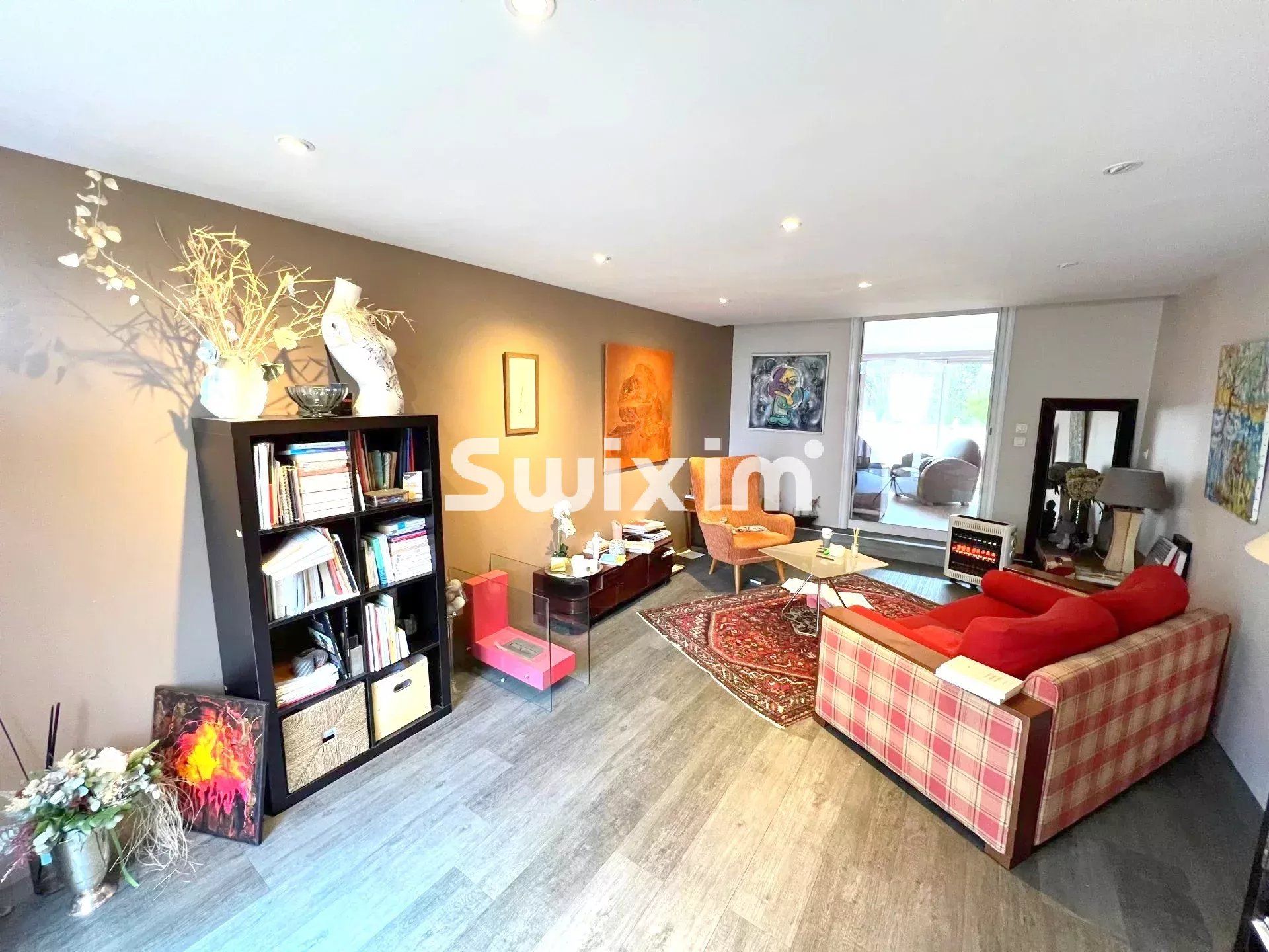 casa 10 Salas en venta en Saint-Germain-du-Bois (71330)