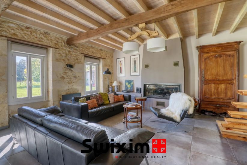 Sale House Saint-Laurent-Médoc 7&nbsp;Rooms 263.5&nbsp;m²