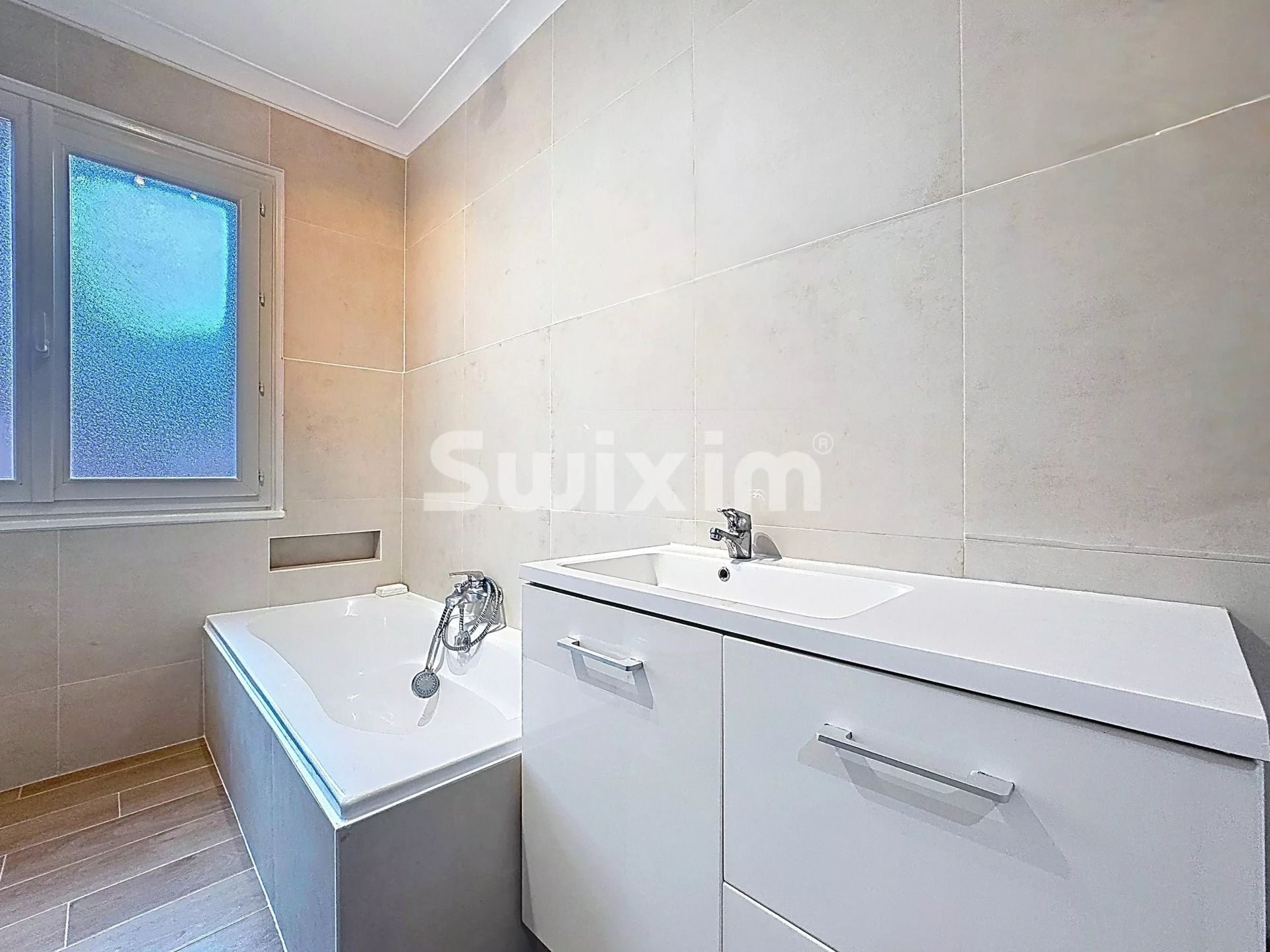 apartamento 3 Quartos para venda sobre Valserhône (01200)