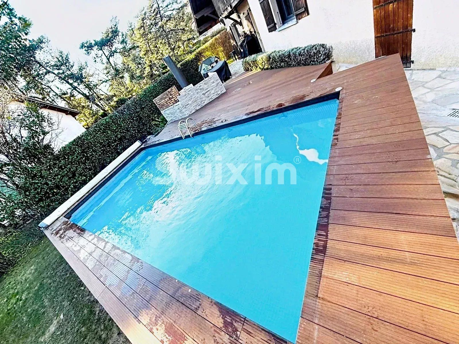 casa 6 Camere in vendita su Valserhône (01200)