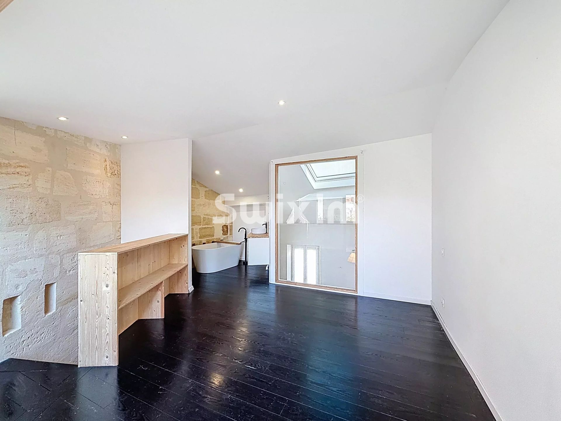 house 5 Rooms for sale on Bordeaux (33800)