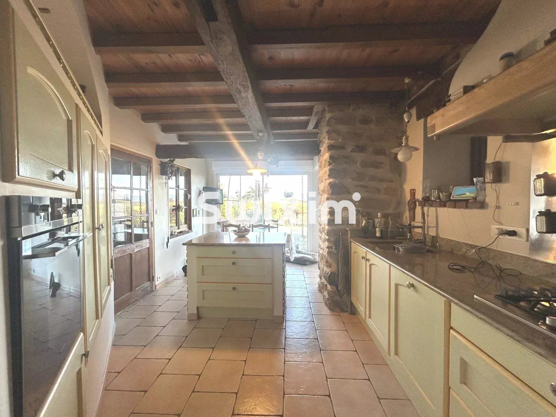 maison 7 Pièces en vente sur Cuiseaux (71480)