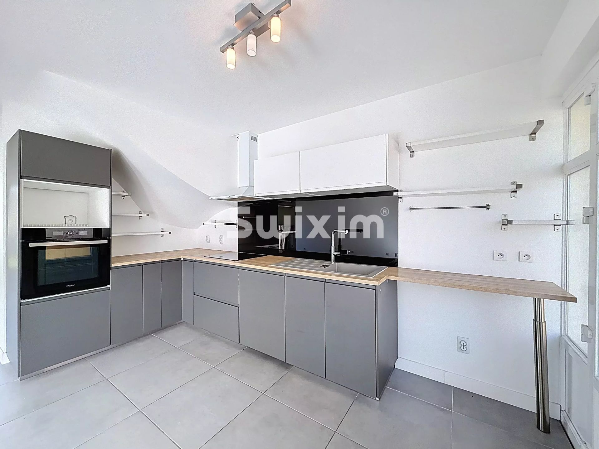 casa 5 Camere in vendita su Bègles (33130)
