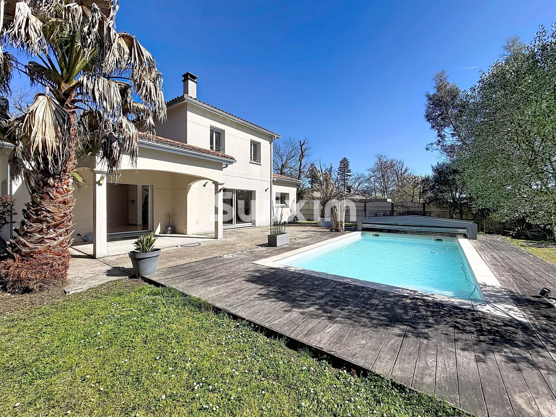 maison 7 Pièces en vente sur Pessac (33600)