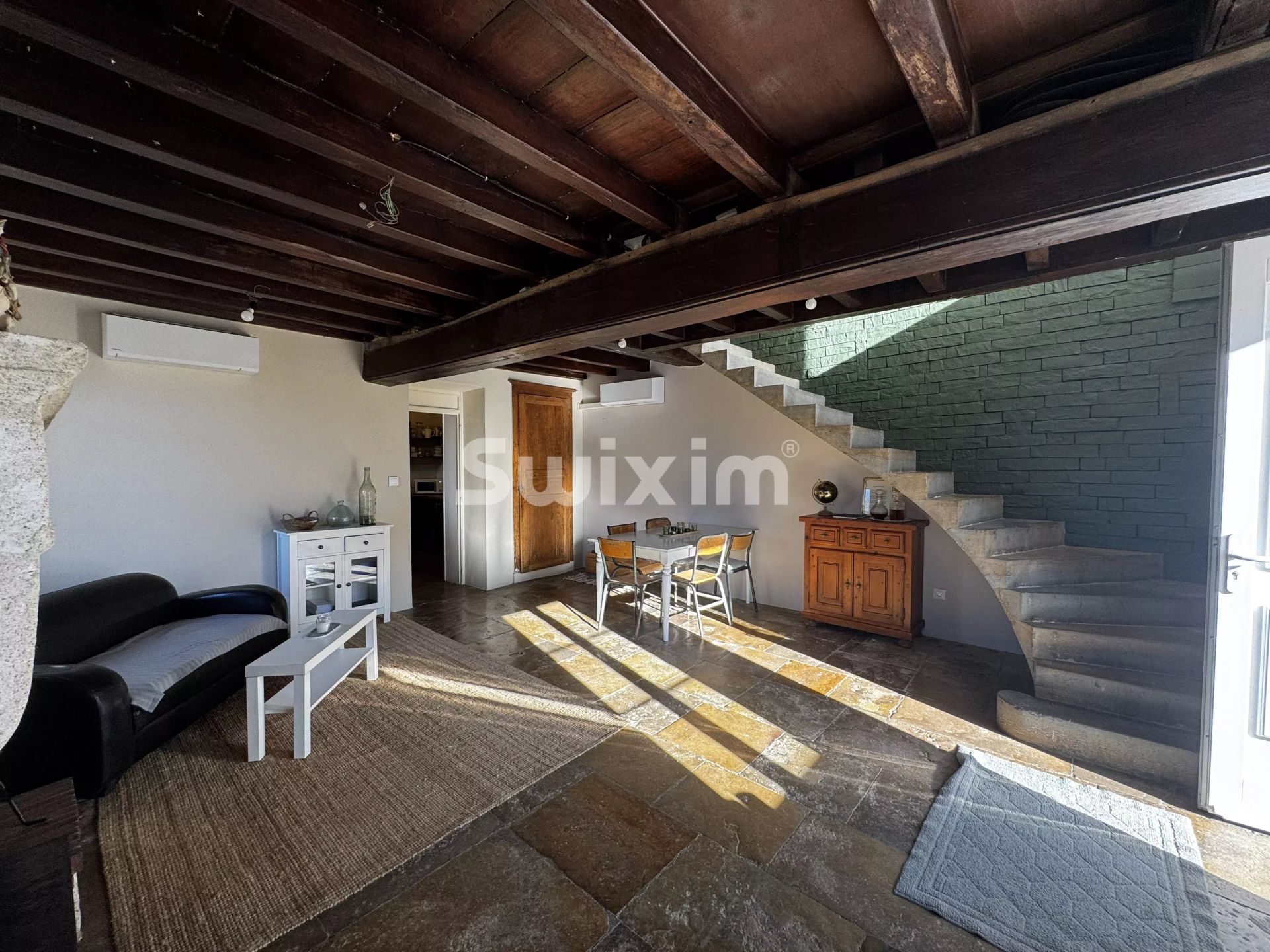 house 7 Rooms for sale on Avallon (89200)