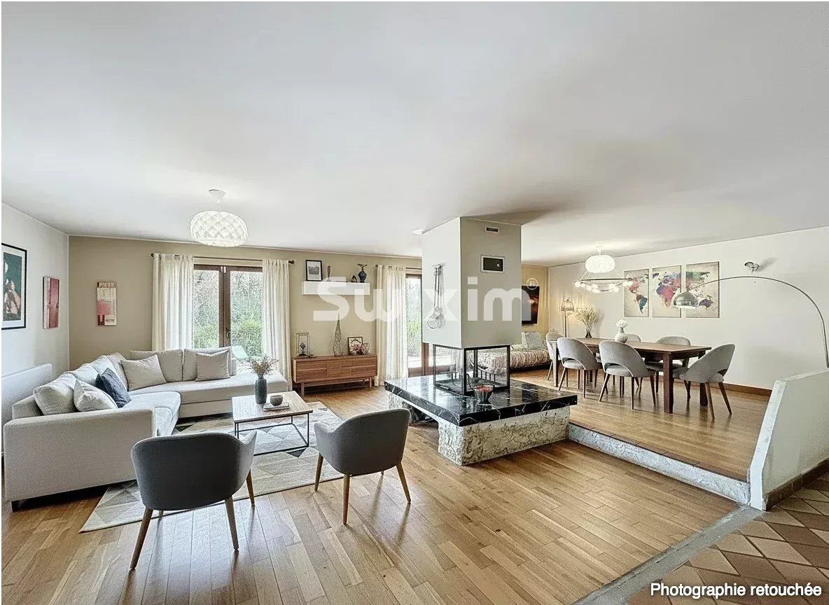 house 6 Rooms for sale on Pessac (33600)