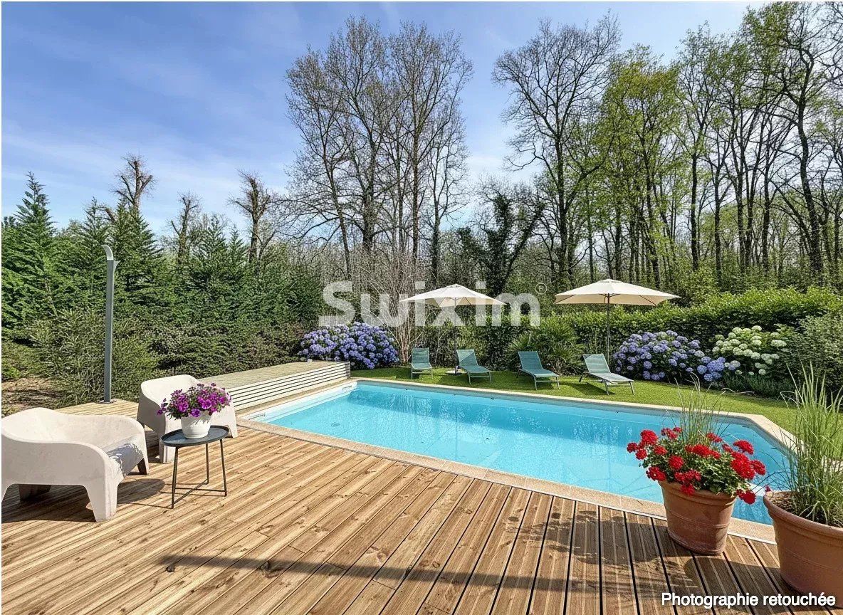 house 6 Rooms for sale on Pessac (33600)