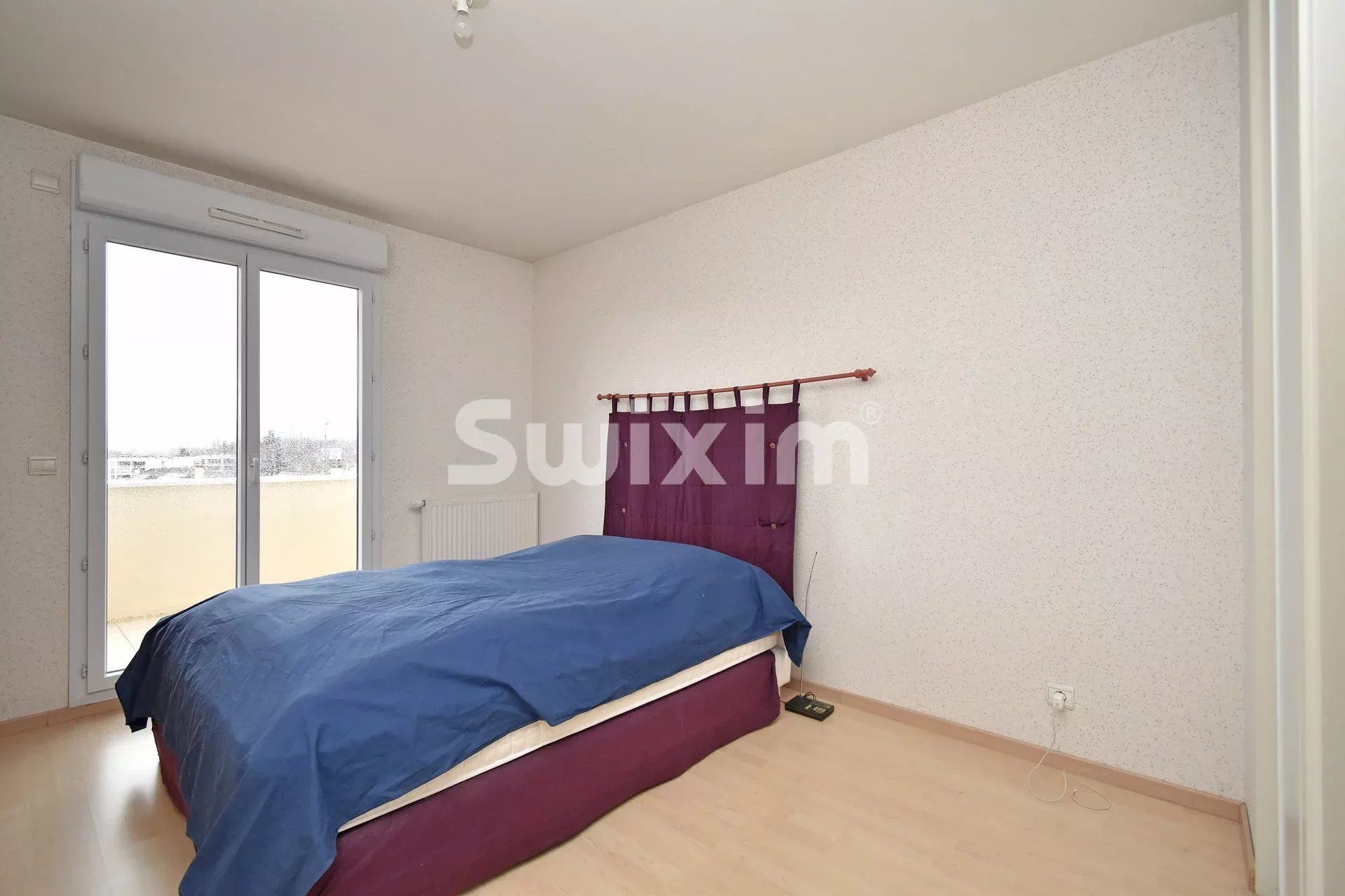 apartment 4 Rooms for sale on Saint-Genis-Pouilly (01630)