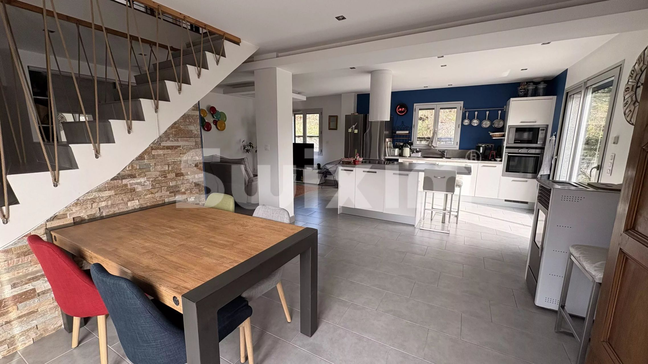 house 4 Rooms for sale on Aix-les-Bains (73100)