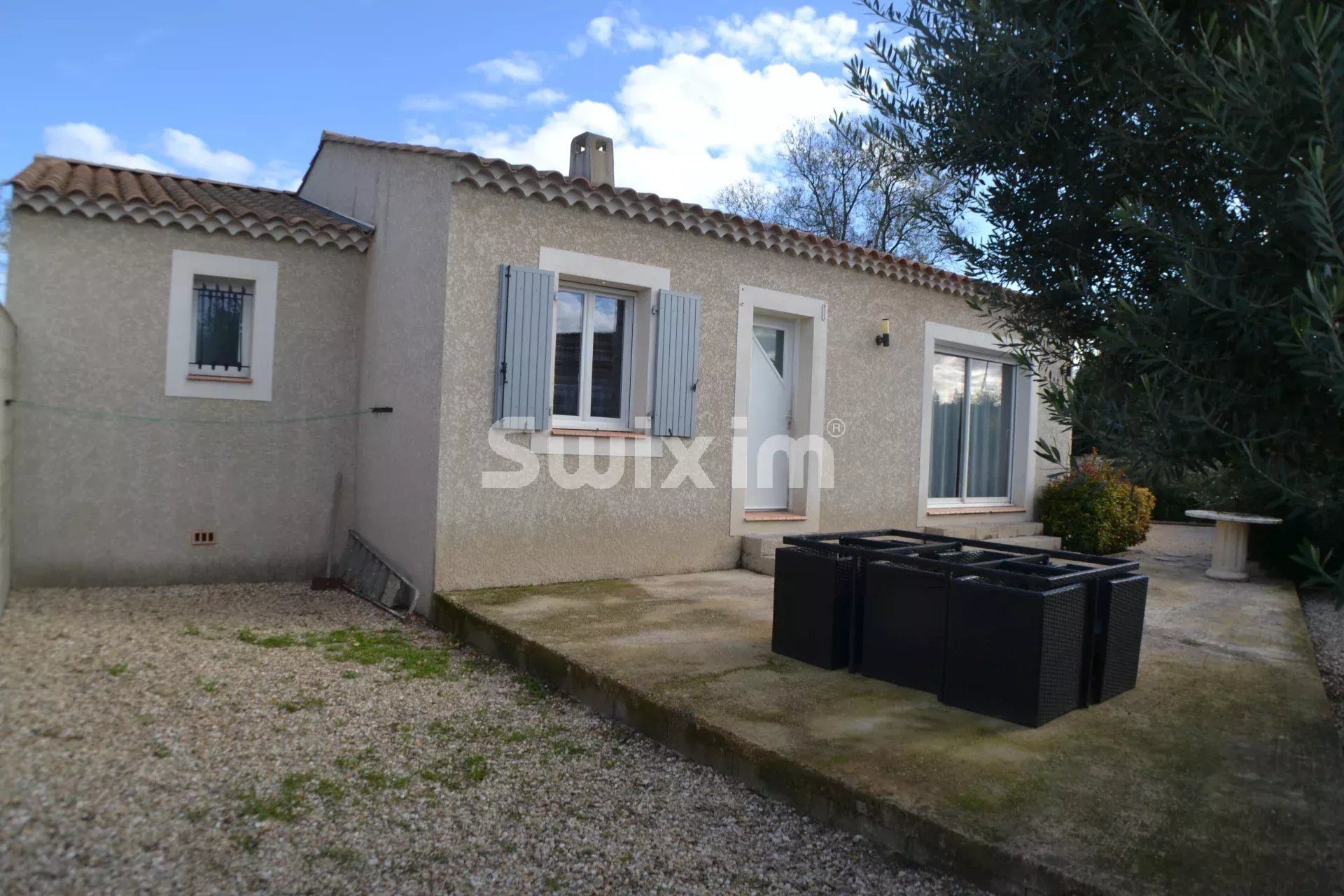villa 5 Rooms for sale on Jonquières-Saint-Vincent (30300)