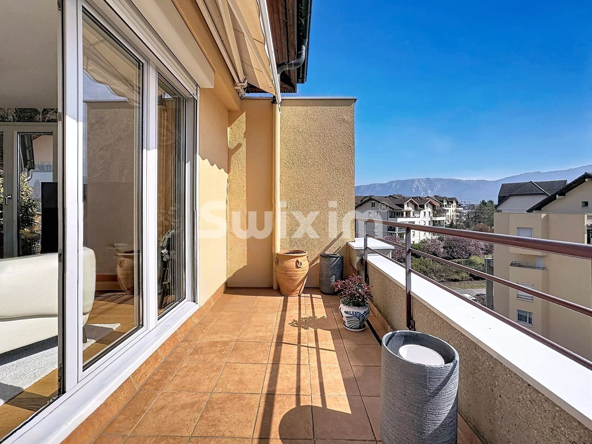 apartamento 5 Quartos para venda sobre Saint-Julien-en-Genevois (74160)