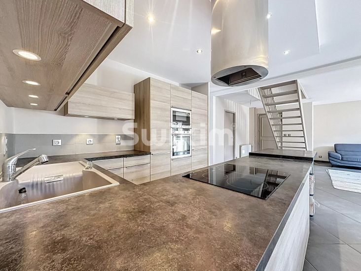 Aluguer Casa Gex 4&nbsp;Quartos 111&nbsp;m²