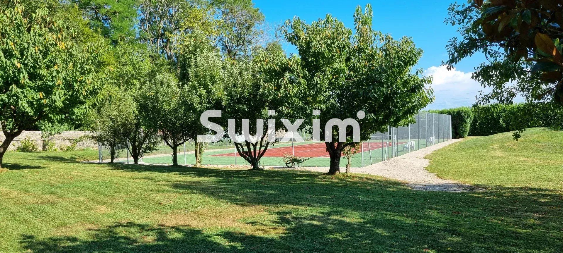 maison 10 Pièces en vente sur Lons-le-Saunier (39000)