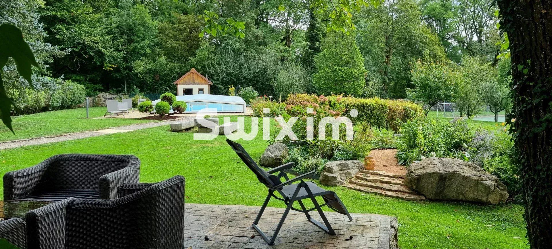 maison 10 Pièces en vente sur Lons-le-Saunier (39000)