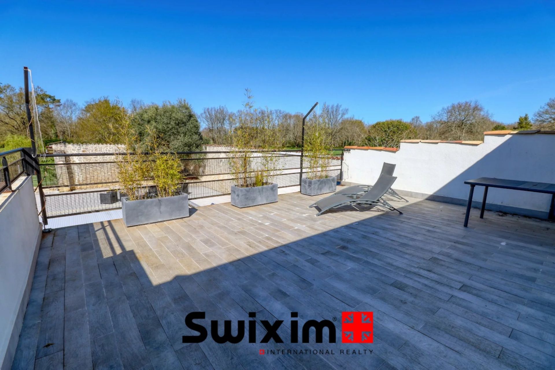 casa 4 Quartos para aluguer sobre Saint-Germain-d'Esteuil (33340)