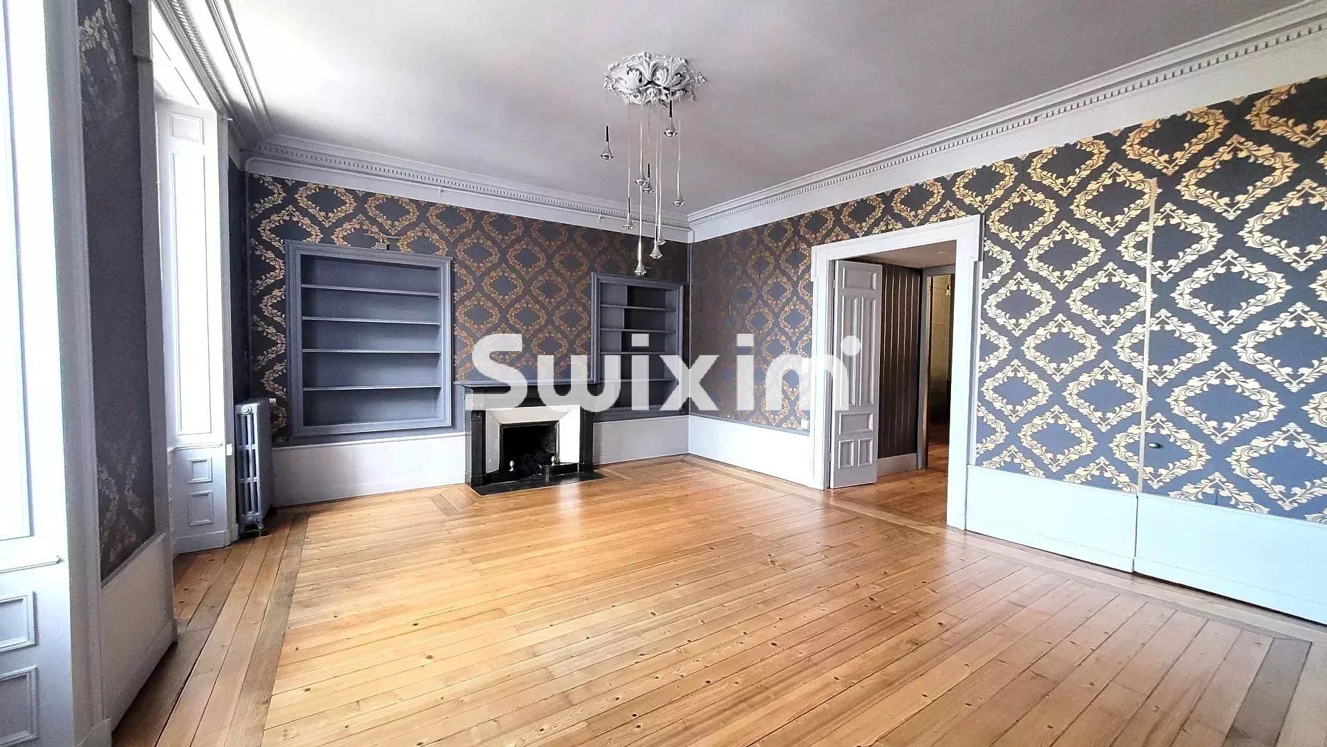 appartement 4 Zimmer zum verkauf auf Lons-le-Saunier (39000)