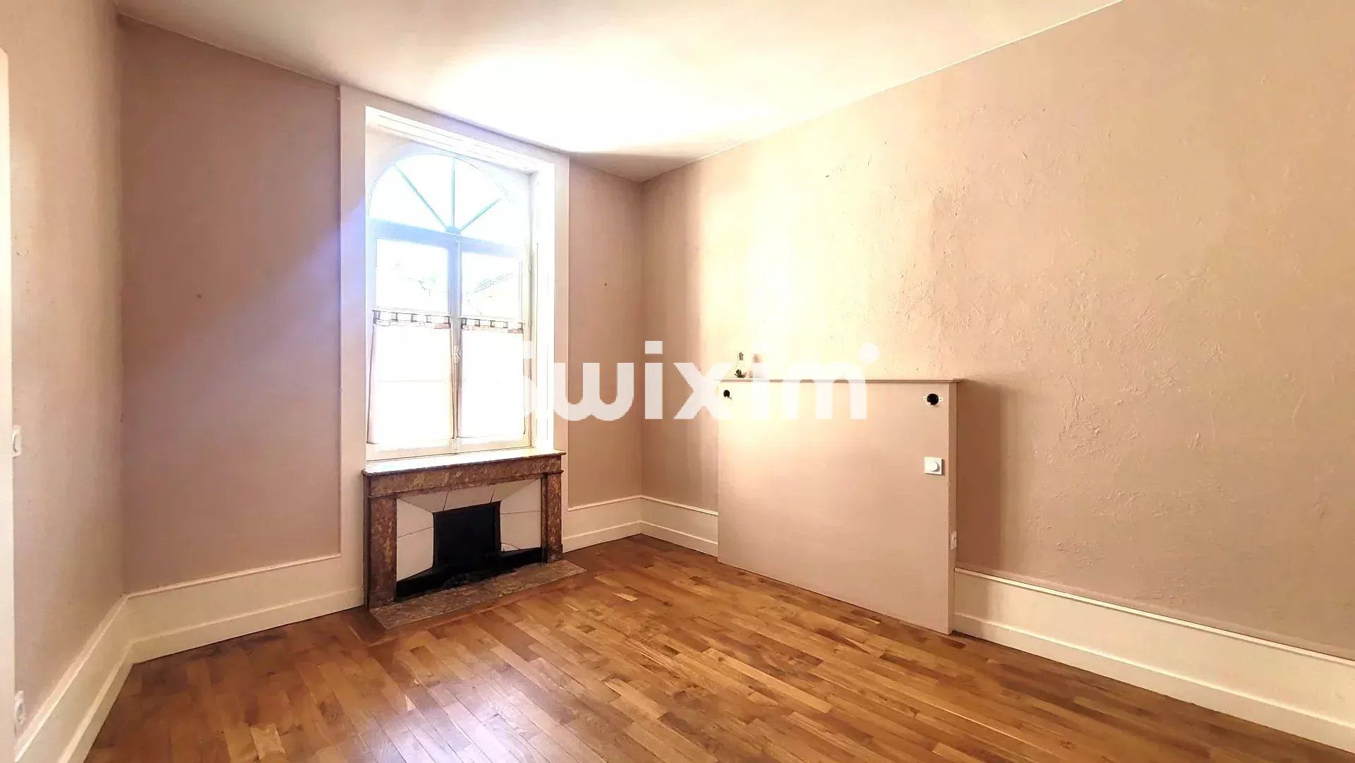 appartement 4 Zimmer zum verkauf auf Lons-le-Saunier (39000)