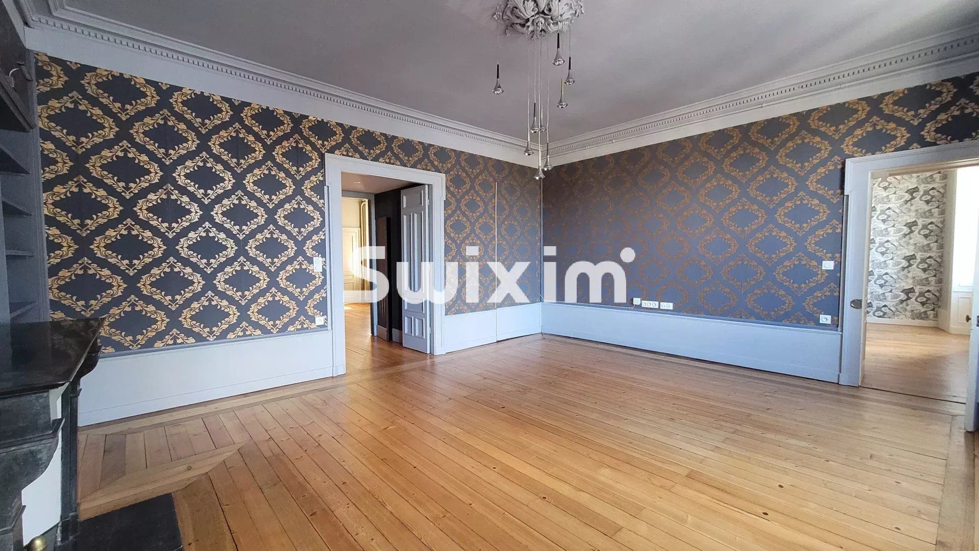 appartement 4 Zimmer zum verkauf auf Lons-le-Saunier (39000)