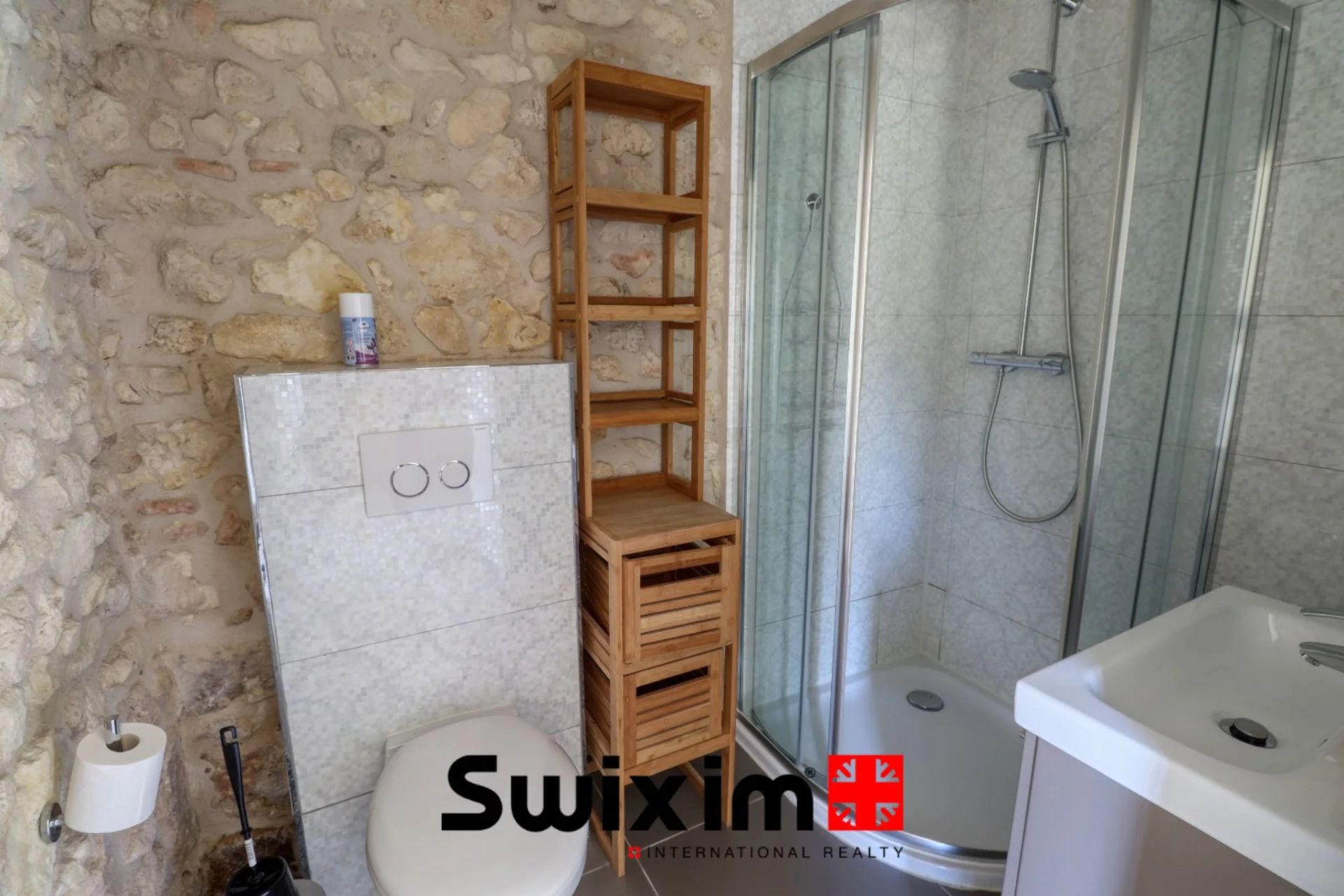 casa 2 Quartos para aluguer sobre Saint-Germain-d'Esteuil (33340)