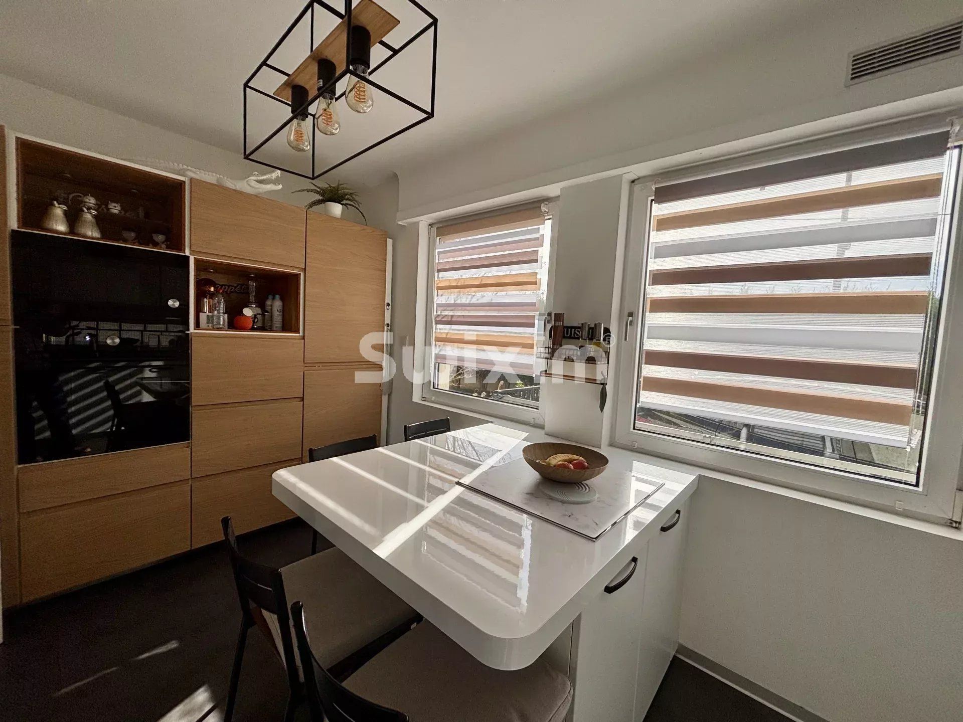 house 6 Rooms for sale on Cernay (68700)