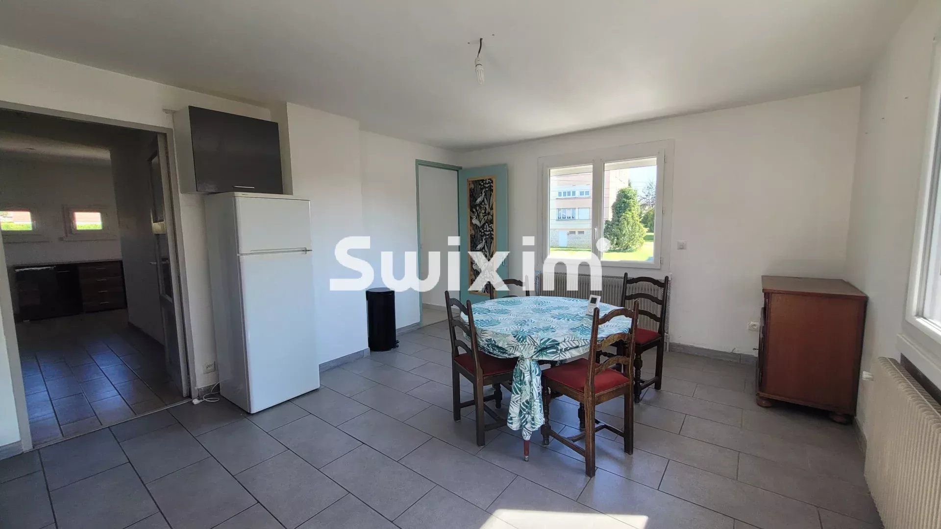 house 4 Rooms for sale on Louhans (71500)