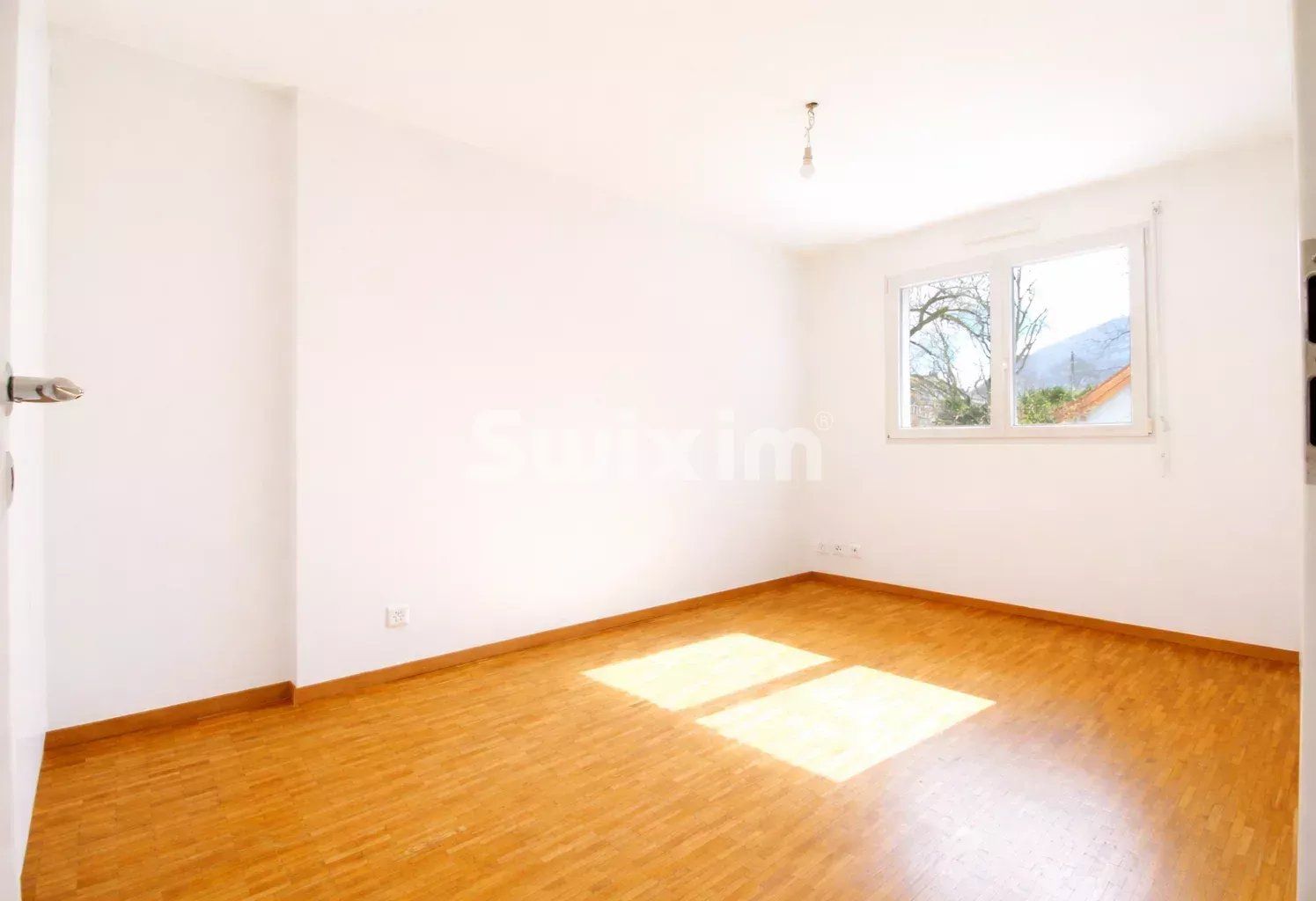 casa 6 Quartos para aluguer sobre Vessy (1234)