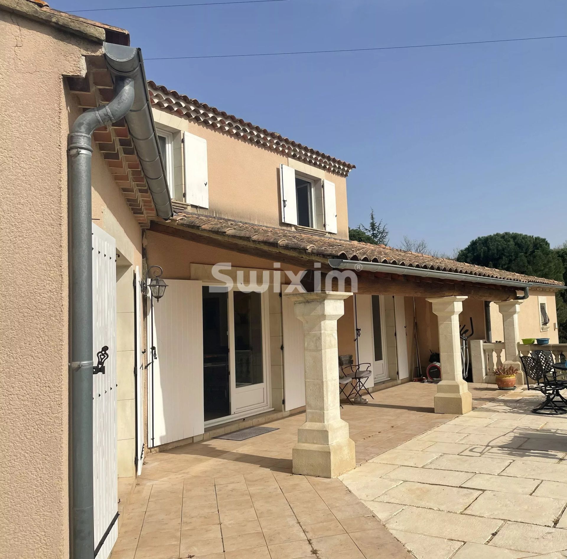 casa 7 Quartos para venda sobre La Garde-Adhémar (26700)