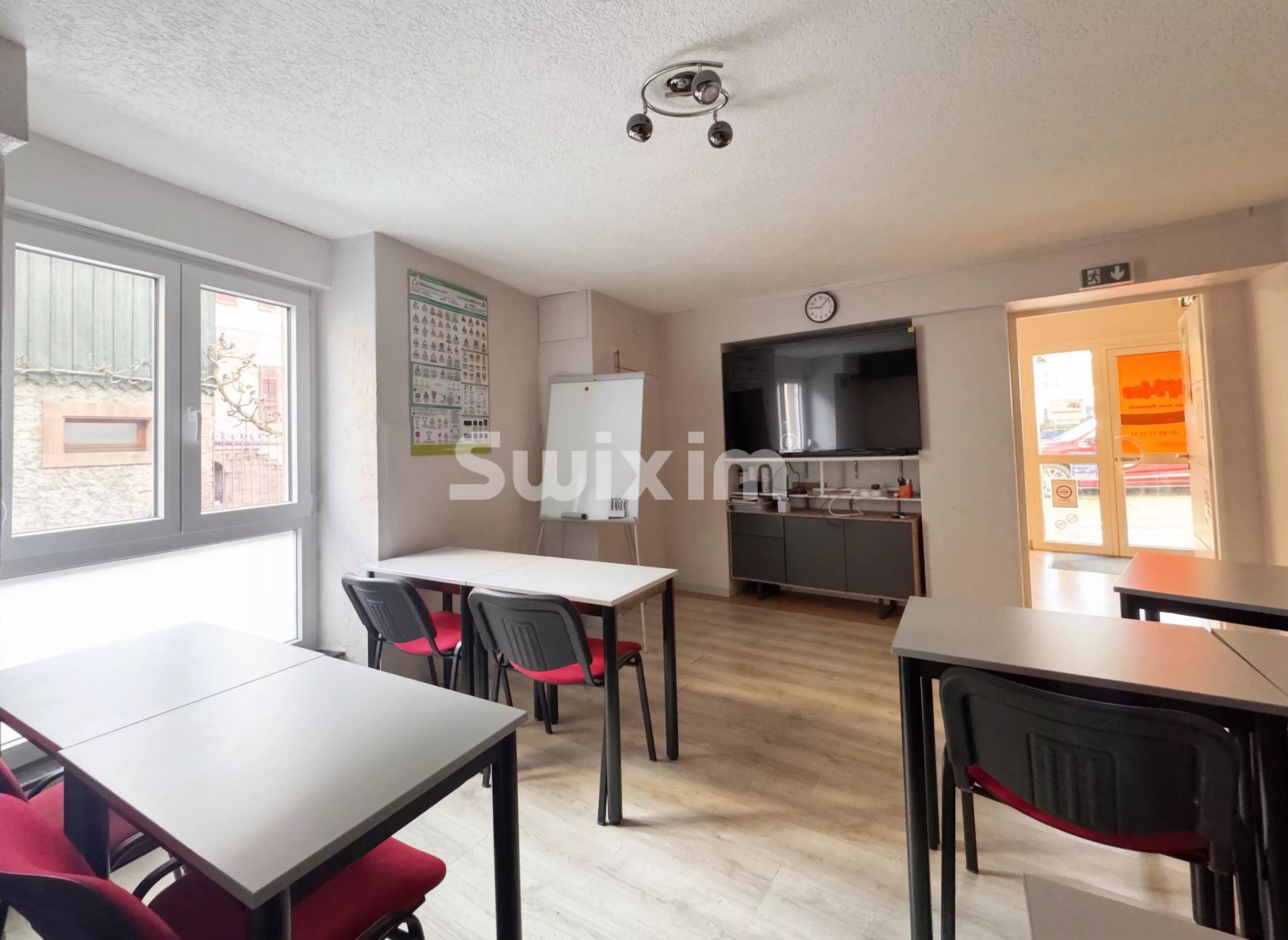 comercial local 3 Quartos para venda sobre Ribeauvillé (68150)