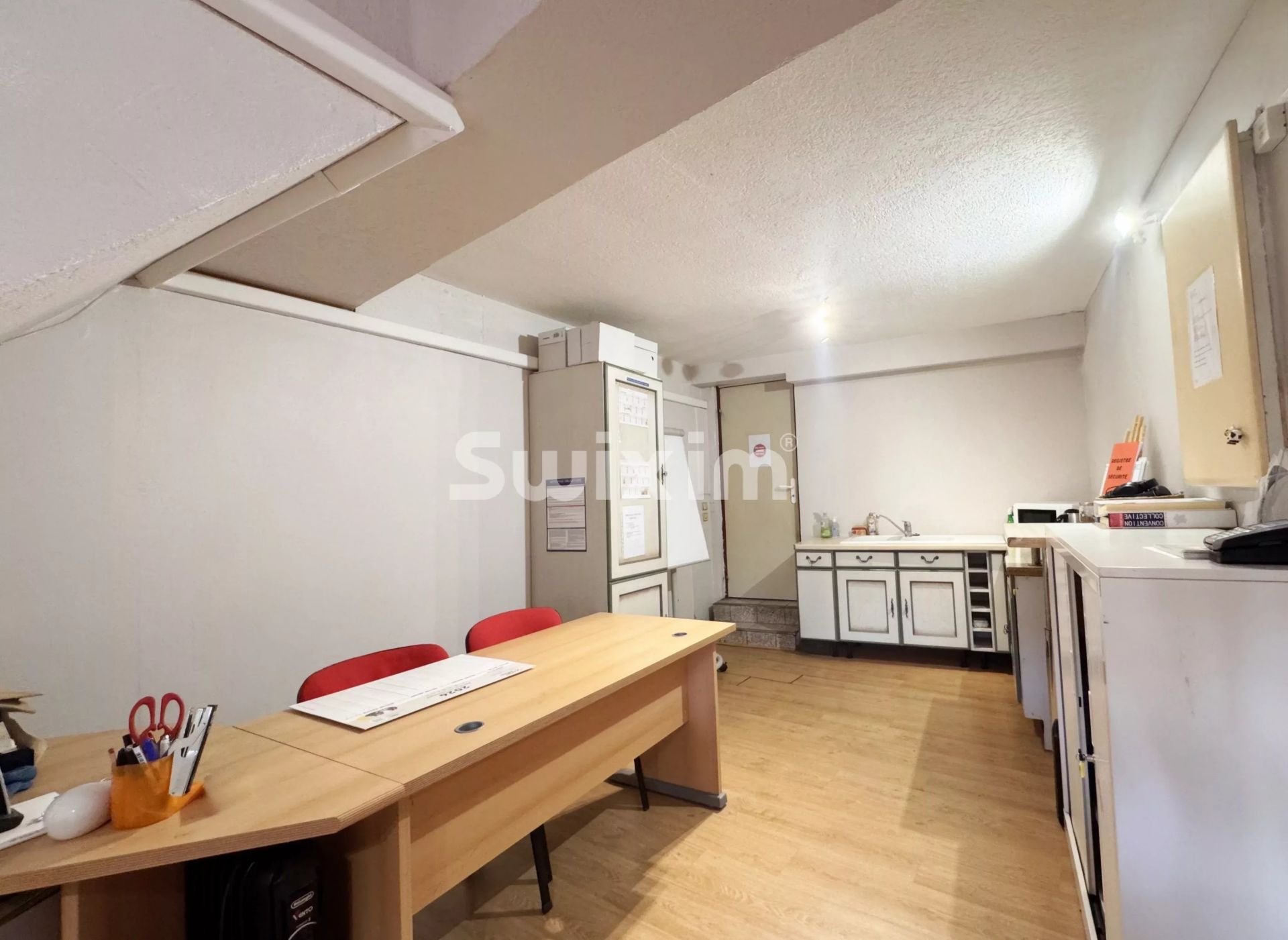 comercial local 3 Quartos para venda sobre Ribeauvillé (68150)