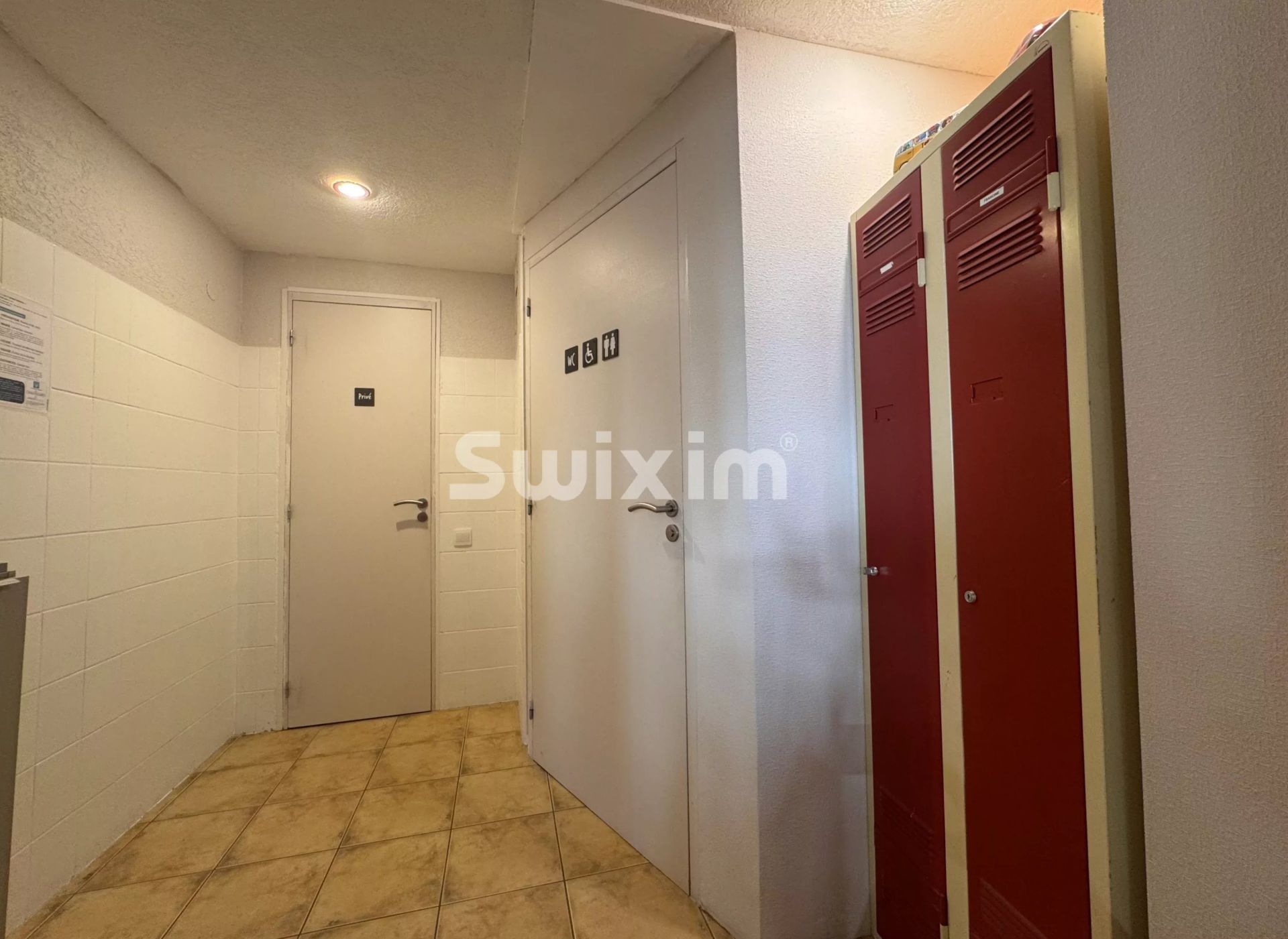 comercial local 3 Quartos para venda sobre Ribeauvillé (68150)