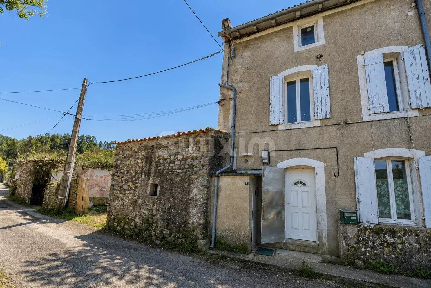 casa 5 Camere in vendita su Chamborigaud (30530)