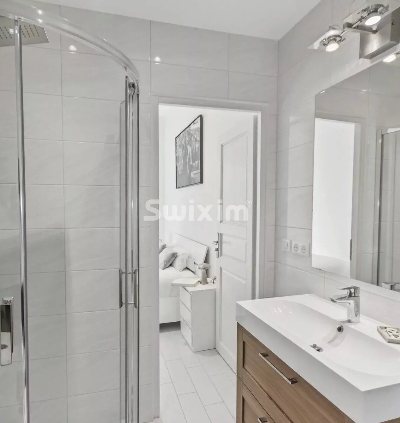 apartment 2 Rooms for sale on Cannes (06400)