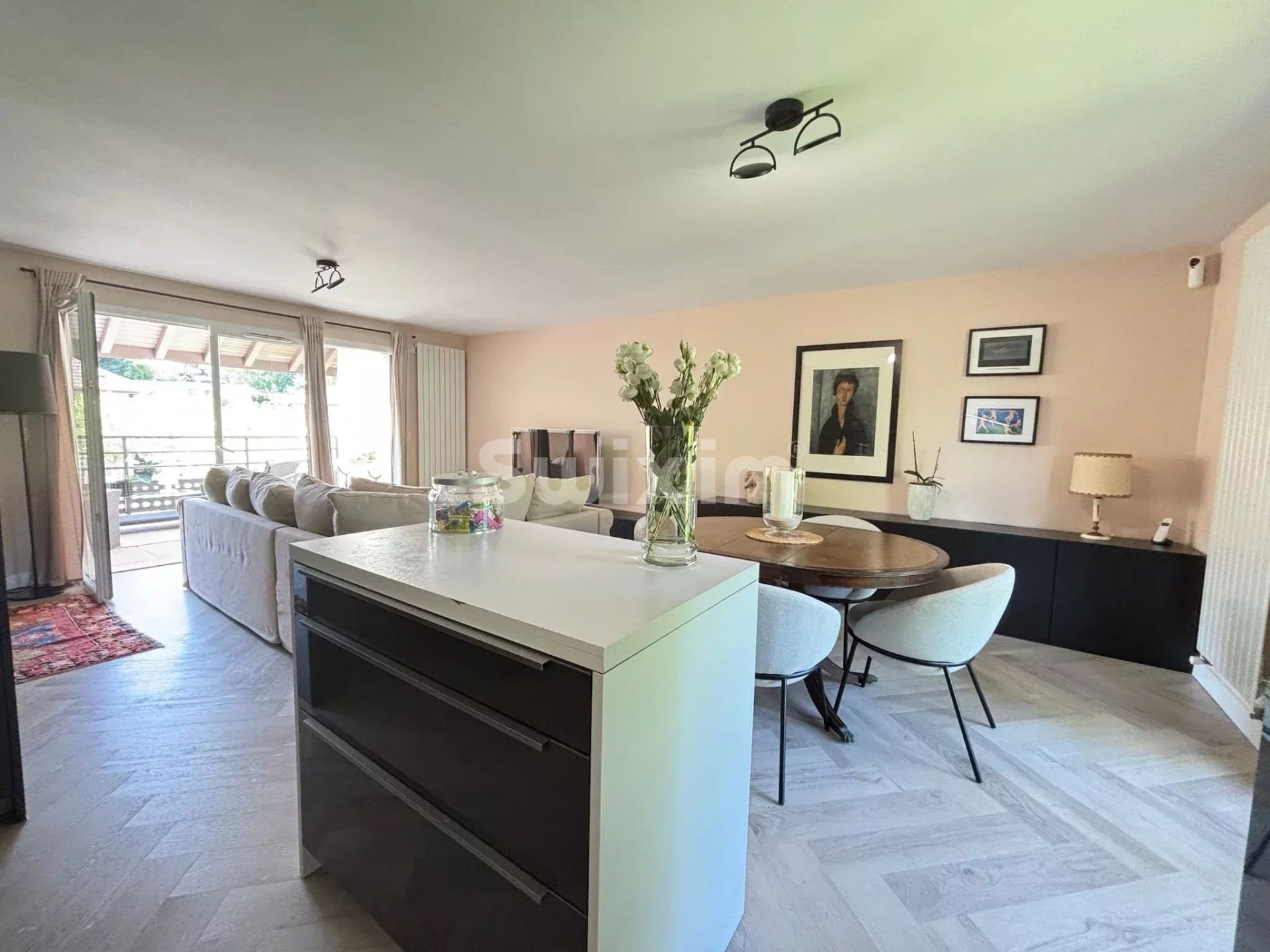 duplex 4 Rooms for sale on Veigy-Foncenex (74140)