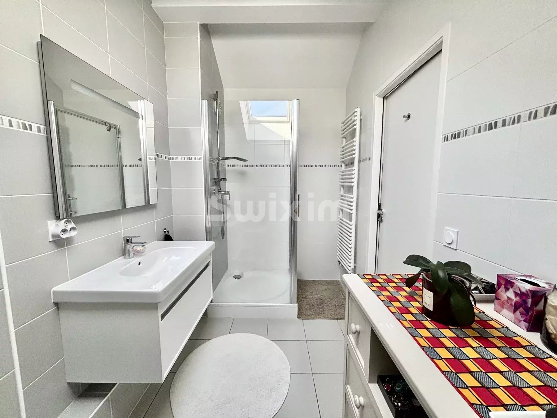 duplex 4 Rooms for sale on Veigy-Foncenex (74140)