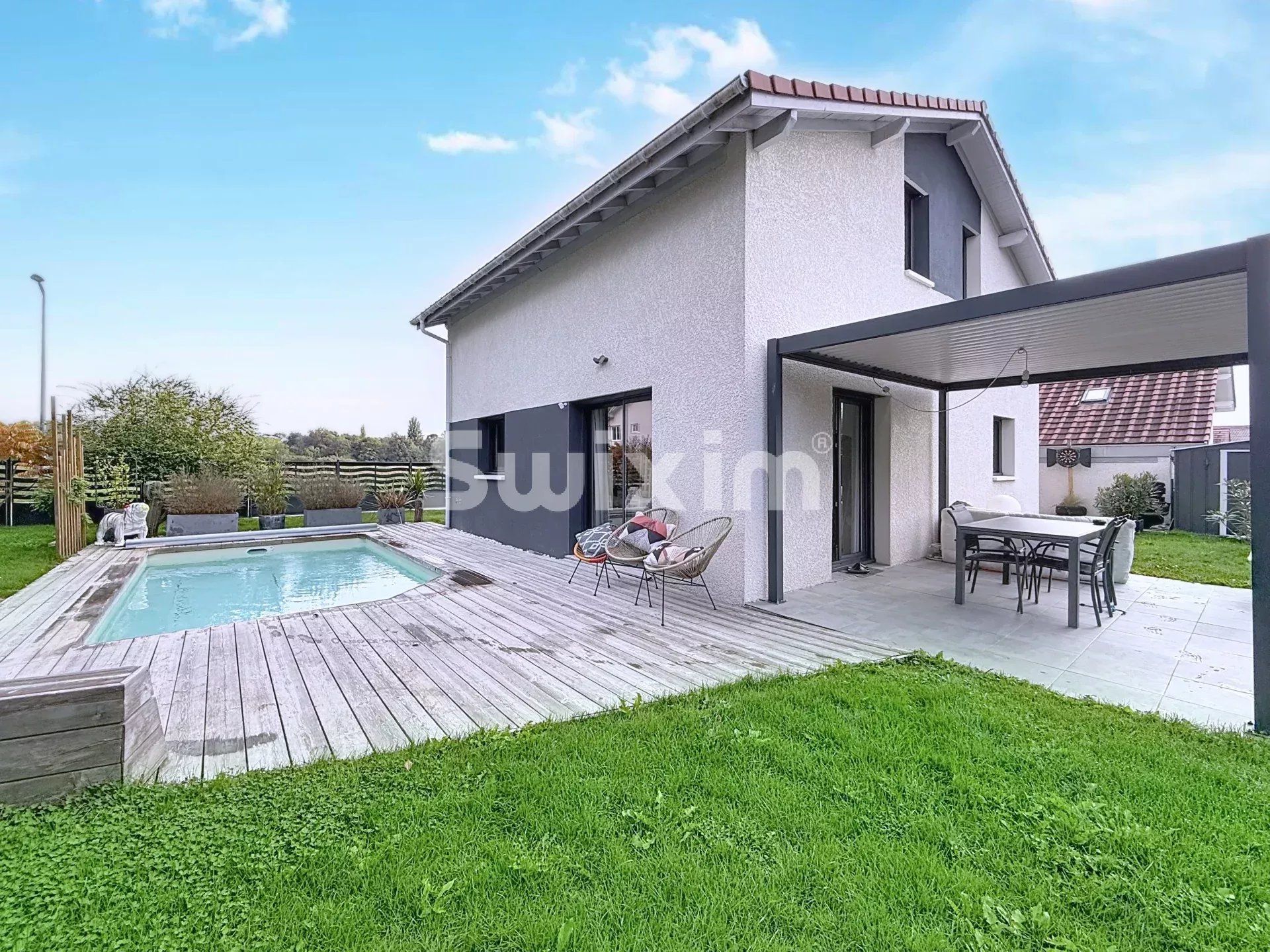 Sale House Saint-Genis-Pouilly 5&nbsp;Rooms 115&nbsp;m²