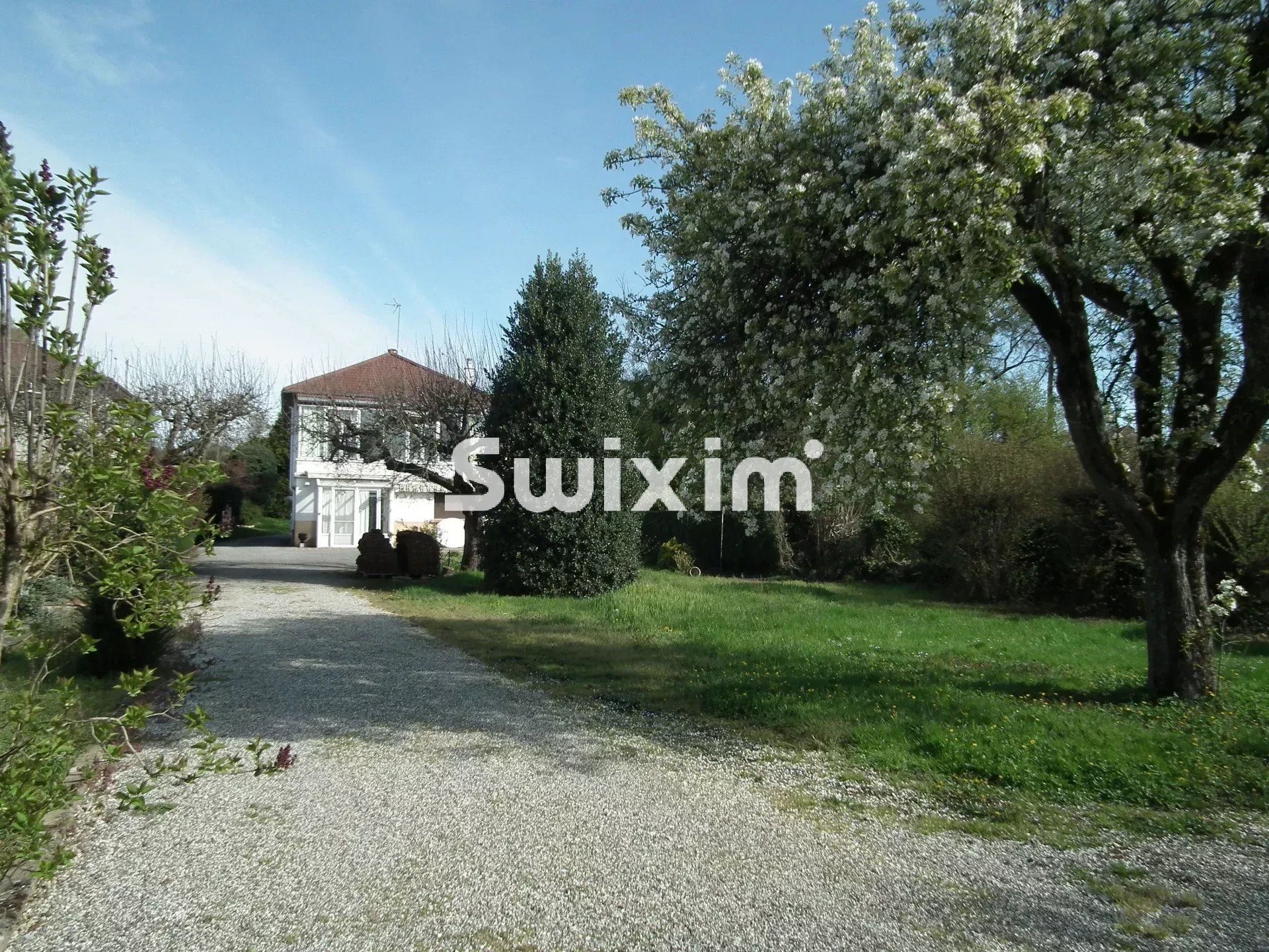 maison 9 Pièces en vente sur Lons-le-Saunier (39000)