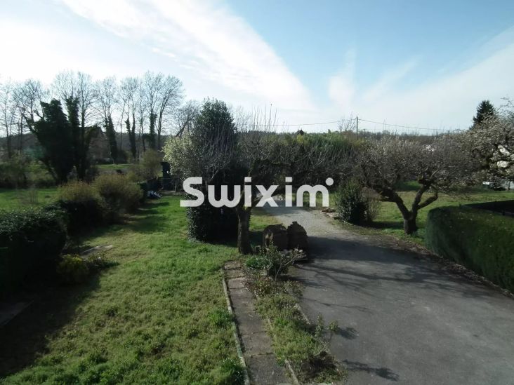 Vente Maison Lons-le-Saunier 9&nbsp;Pièces 236&nbsp;m²