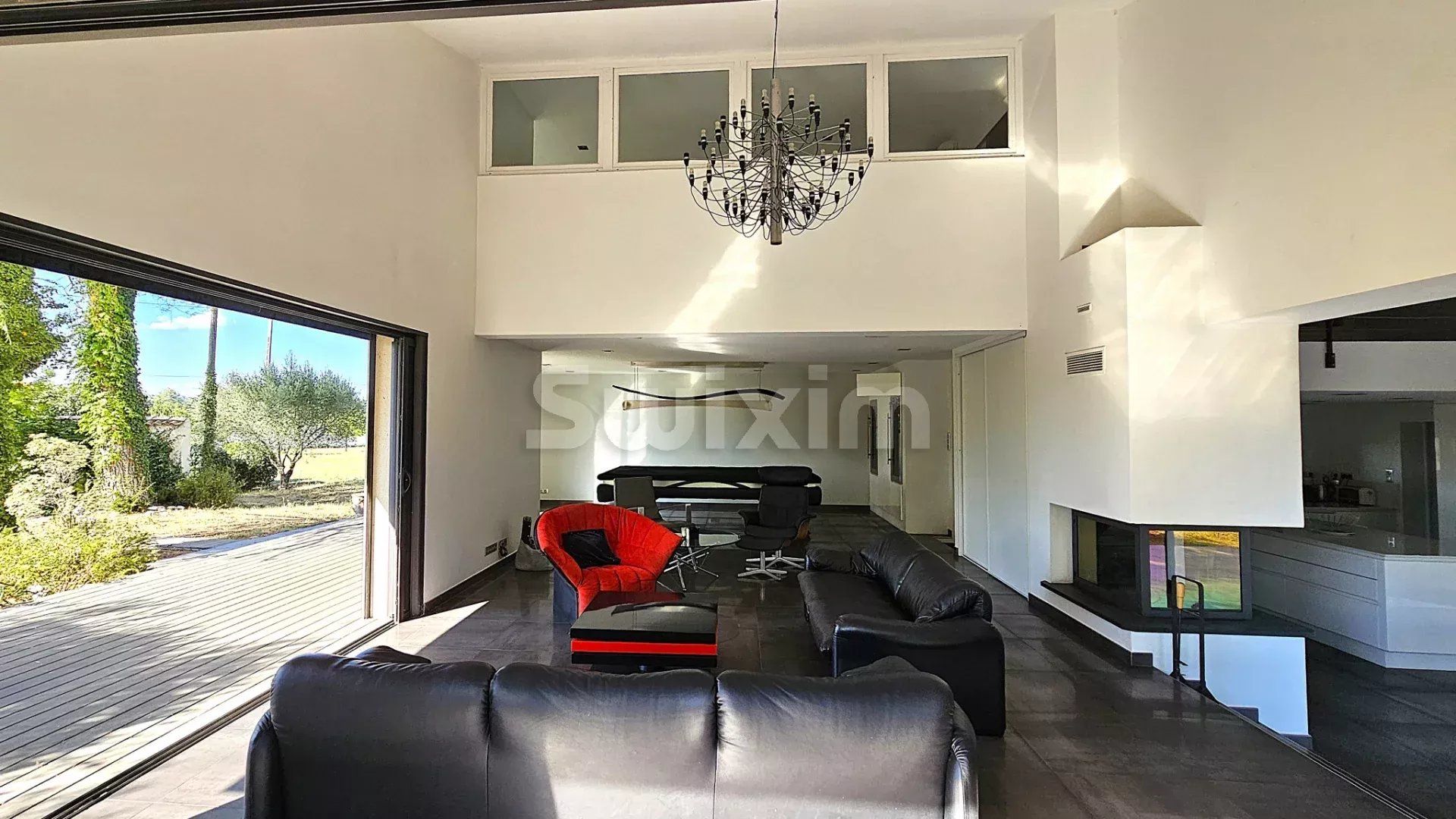 propiedad 16 Salas en venta en Rochefort-du-Gard (30650)