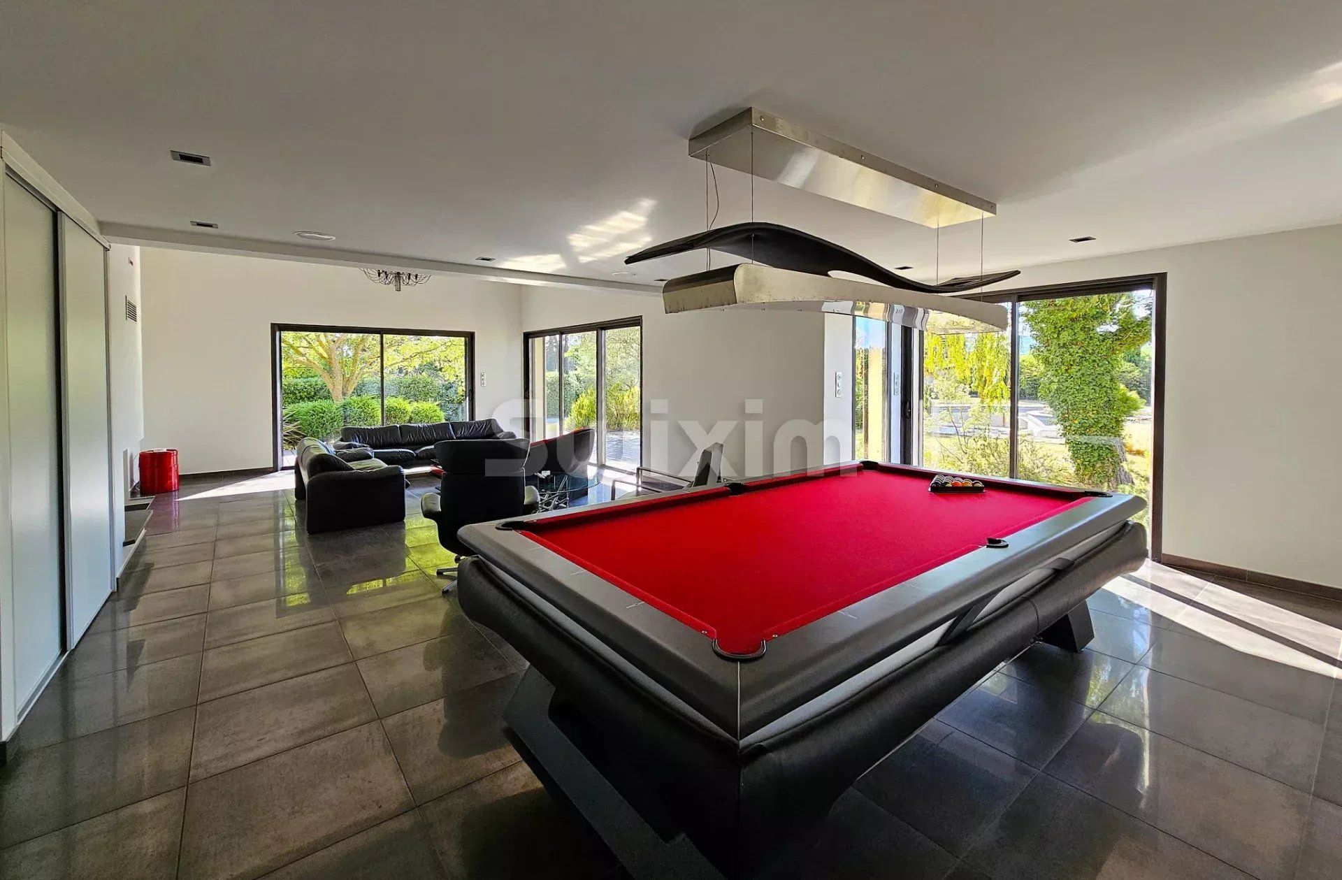 propiedad 16 Salas en venta en Rochefort-du-Gard (30650)