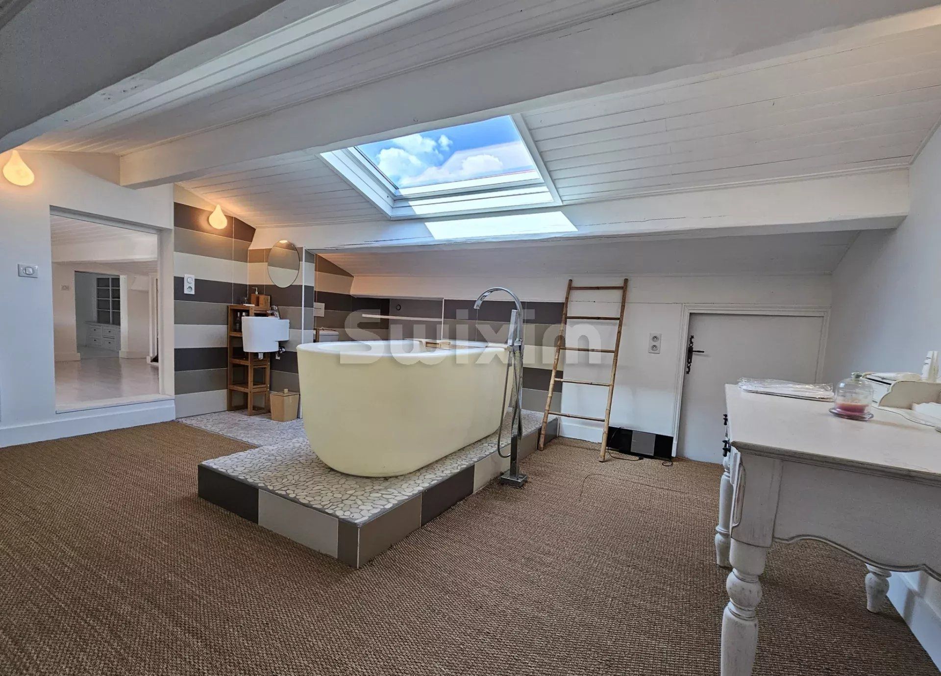 propiedad 16 Salas en venta en Rochefort-du-Gard (30650)