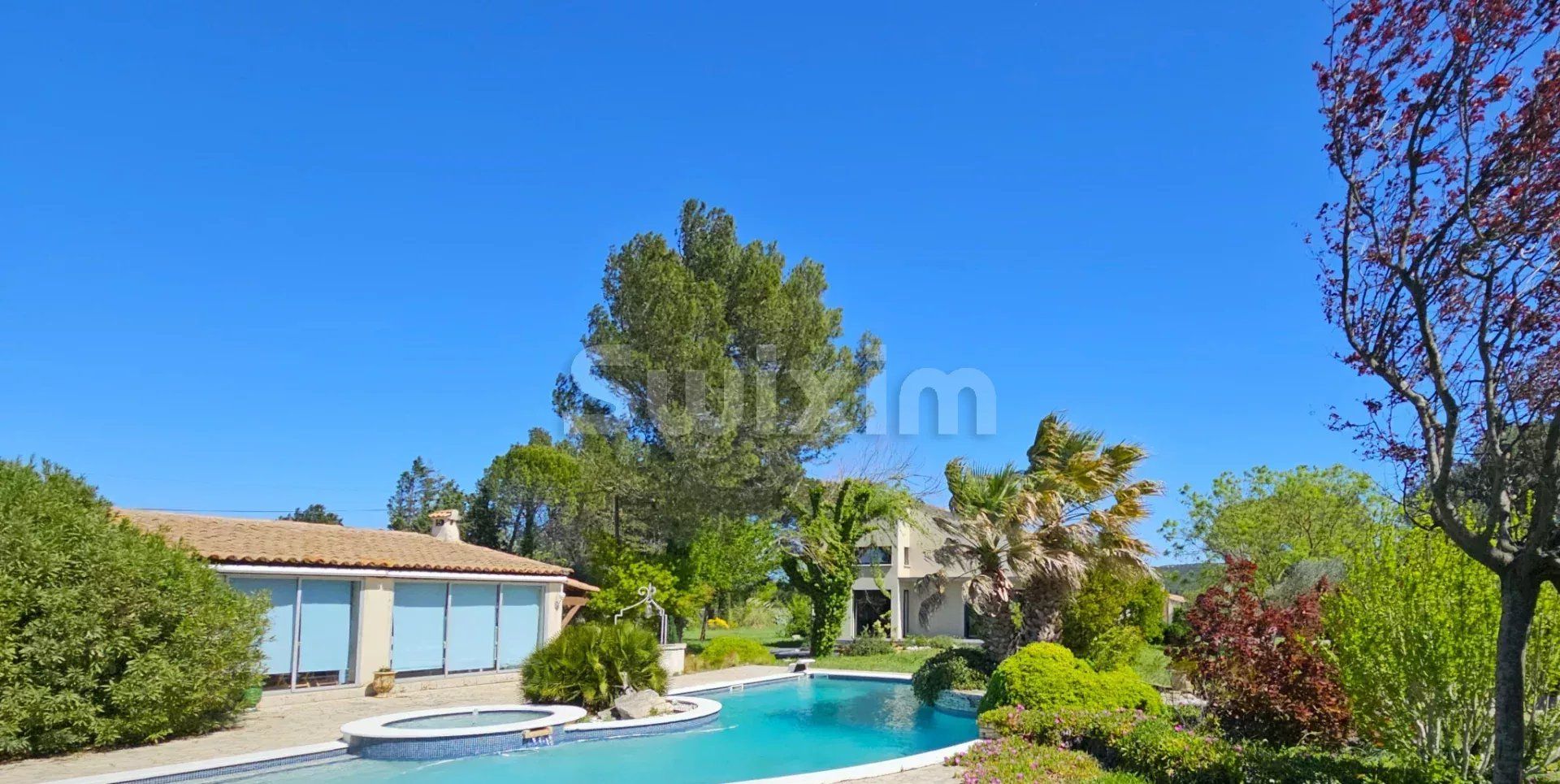 propiedad 16 Salas en venta en Rochefort-du-Gard (30650)